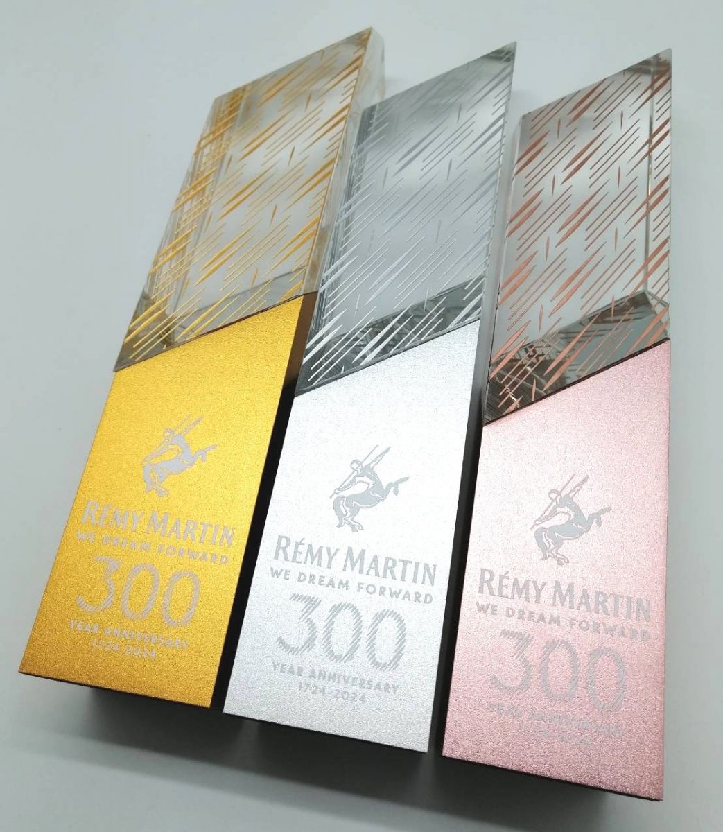 人頭馬-300週年紀念獎座-大新禮品製作